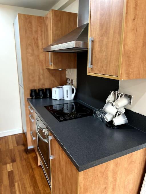 Entire Flat, 2 Bedroom & 2 Bathrooms In ברמינגהאם מראה חיצוני תמונה